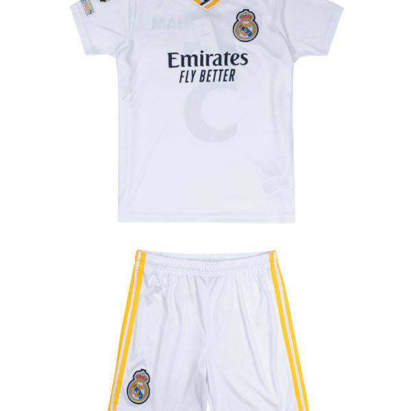 חליפת כדורגל בנים ריאל מדריד, דגם ויניסיוס ג'וניור, מידות 4-10