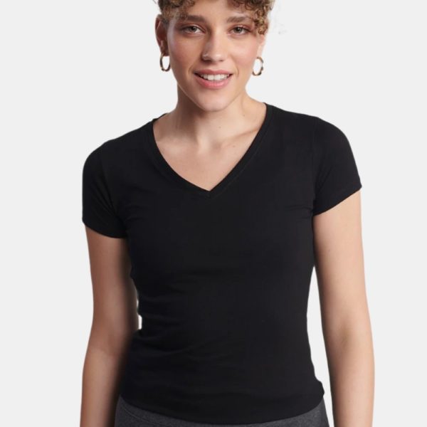 חולצת לייקרה נשים, מחשוף V שרוול קצר - שחור (מידות S-XXL)
